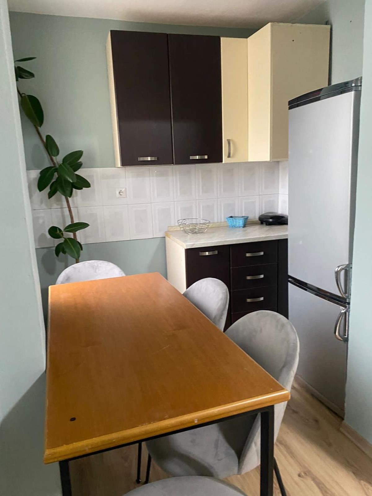 Itan'S Apartments Тирана Екстериор снимка