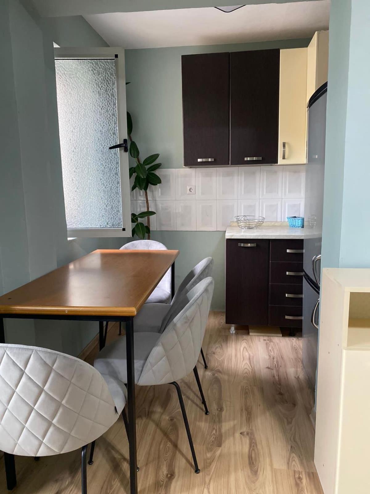 Itan'S Apartments Тирана Екстериор снимка